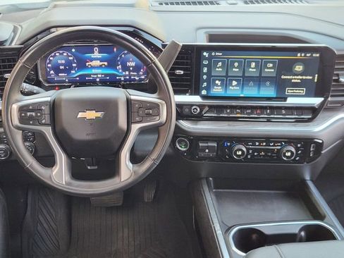 Used 2024 Chevrolet Silverado 2500 LTZ w/ LTZ Premium Package image 23