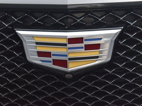 Used 2020 Cadillac XT6 Sport AWD/4WD image 40