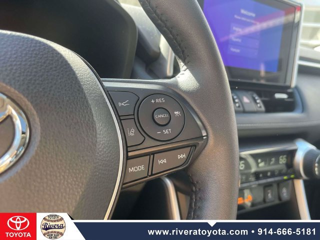 Certified 2023 Toyota RAV4 XLE Premium AWD/4WD image 22