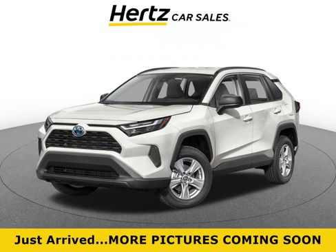 Used 2025 Toyota RAV4 LE AWD/4WD image 1