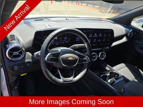 Used 2024 Chevrolet Blazer EV LT AWD/4WD image 10