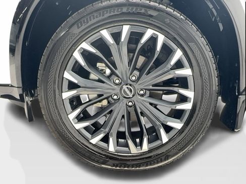 Used 2025 Nissan Rogue Platinum w/ Platinum Premium Package image 13