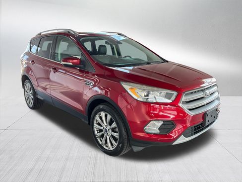 Used 2018 Ford Escape Titanium AWD/4WD image 3