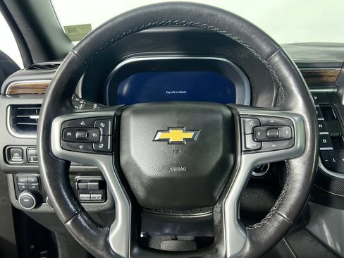 Used 2022 Chevrolet Tahoe Premier AWD/4WD image 15