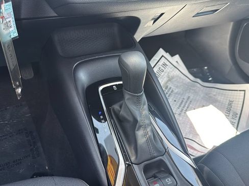 Certified 2022 Toyota Corolla LE w/ Carpet Mat Package (TMS) FWD image 15