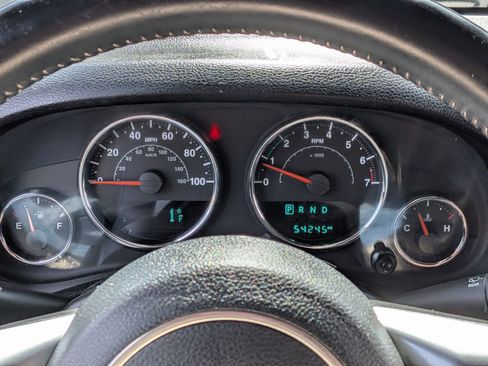 Used 2017 Jeep Wrangler Freedom Edition image 14