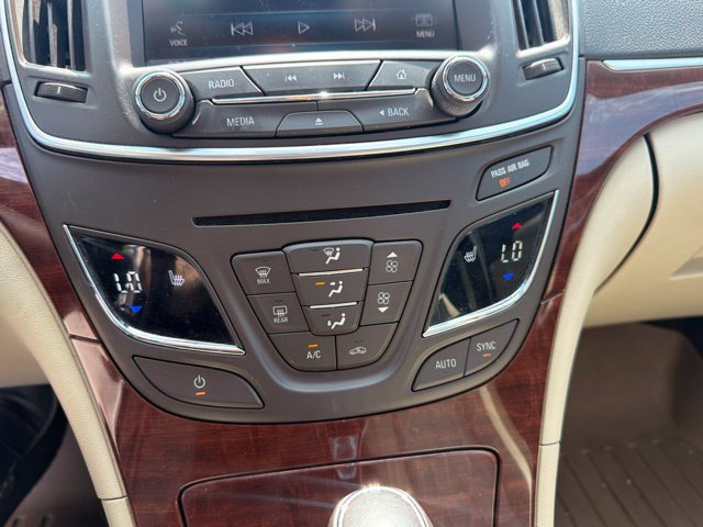 Used 2014 Buick Regal FWD image 22