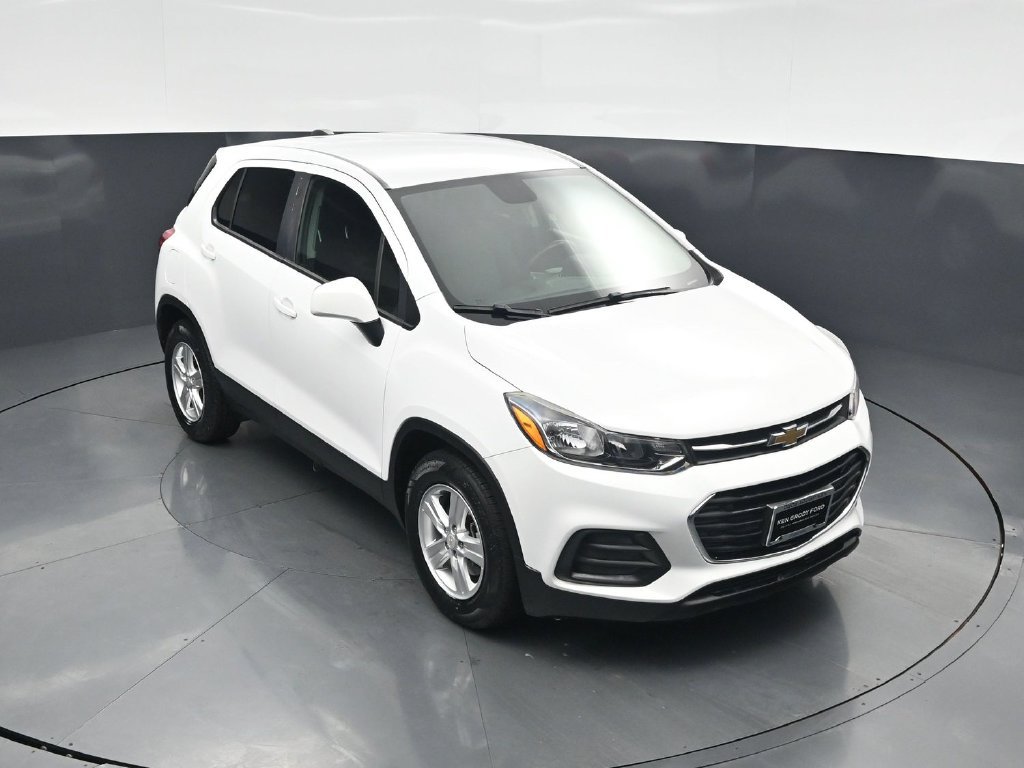 Used 2021 Chevrolet Trax LS w/ Tint and Cruise Package FWD image 39