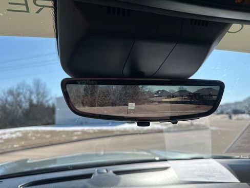 Certified 2024 Cadillac Escalade V image 31