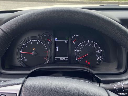 Used 2023 Toyota 4Runner SR5 Premium w/ Moonroof Package image 38