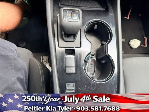 Used 2024 Nissan Rogue S FWD image 20