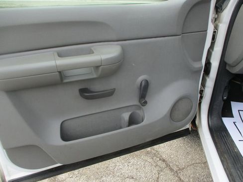 Used 2007 Chevrolet Silverado 1500 W/T image 10