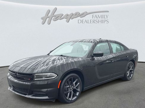 Used 2023 Dodge Charger SXT w/ Blacktop Package image 7