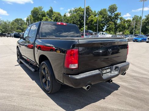 Used 2016 RAM 1500 Express w/ Black Ram 1500 Express Group RWD image 7