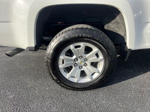 Used 2022 Chevrolet Colorado LT w/ Fleet Safety Package image 13