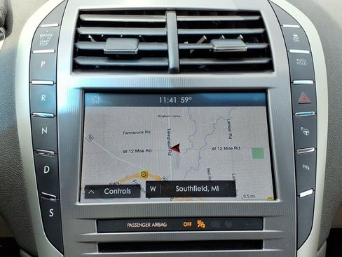 Used 2020 Lincoln MKZ Reserve w/ Elements Package AWD/4WD image 17