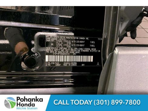 Used 2025 Toyota RAV4 XLE image 34