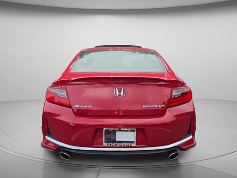Used 2016 Honda Accord Touring image 5