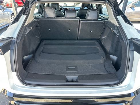 Used 2023 Nissan Ariya FWD image 28