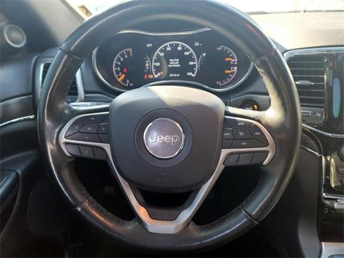 Used 2019 Jeep Grand Cherokee Limited image 18