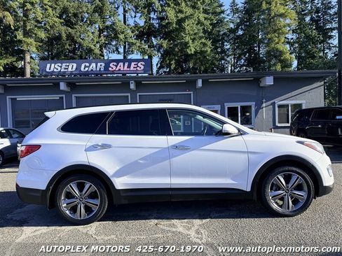 Used 2016 Hyundai Santa Fe SE w/ Option Group 03 image 4