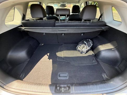 Used 2020 Kia Niro EX FWD image 17