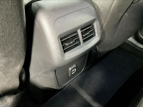 Used 2020 Chevrolet Equinox LT image 11