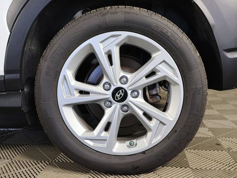 Certified 2023 Hyundai Kona SEL AWD/4WD image 18