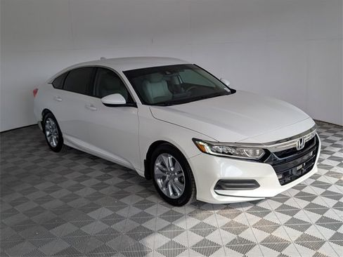 Used 2020 Honda Accord LX image 2