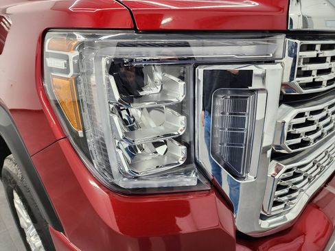 Used 2022 GMC Sierra 2500 Denali image 28