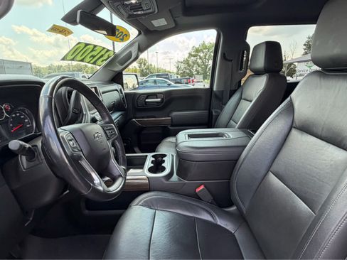 Used 2020 Chevrolet Silverado 1500 LT Trail Boss AWD/4WD image 17