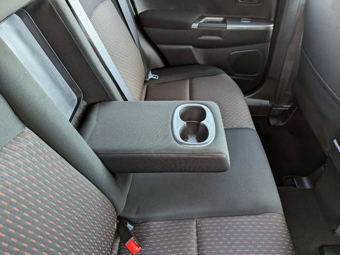 Used 2018 Mitsubishi Outlander Sport ES image 33