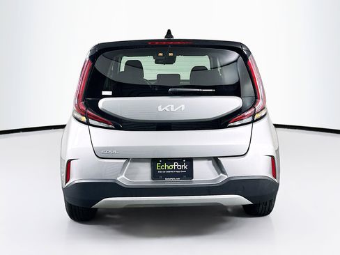 Used 2025 Kia Soul LX w/ LX Technology Package image 7