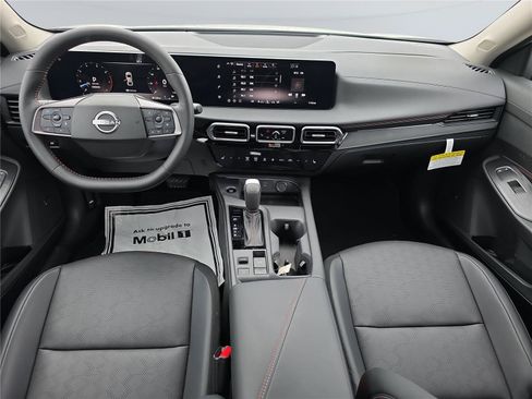 New 2026 Nissan Sentra SR w/ SR Premium Package FWD image 13