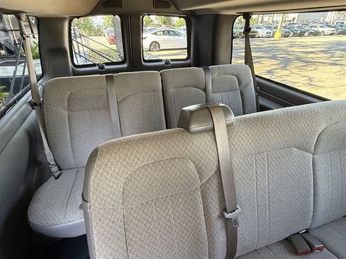 Used 2023 Chevrolet Express 3500 LT w/ LT Preferred Equipment Group RWD image 16