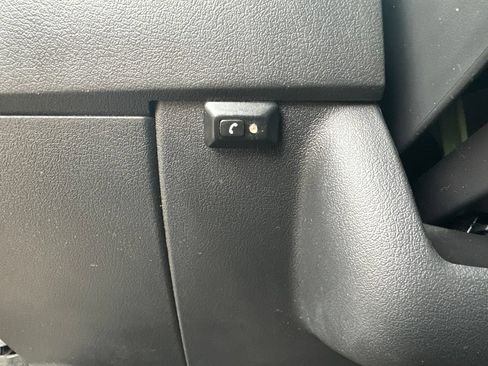 Used 2014 Jeep Patriot Latitude FWD image 12