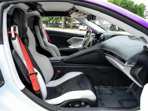 Used 2020 Chevrolet Corvette Stingray Premium Cpe w/ 3LT Preferred Equipment Group RWD image 31