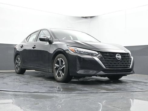 Used 2024 Nissan Sentra SV FWD image 34