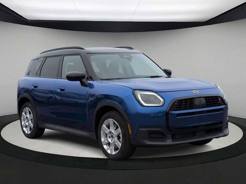 Used 2025 MINI Cooper Countryman S image 2