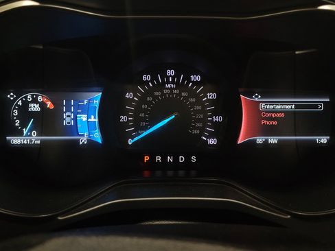 Used 2019 Ford Fusion SE FWD image 23
