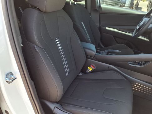New 2026 Hyundai Elantra Sport FWD image 7