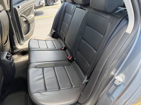 Used 2013 Volkswagen Jetta TDI FWD image 22