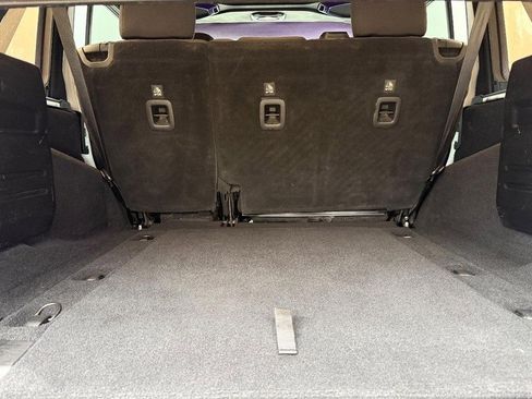 Used 2018 Jeep Wrangler Unlimited Sport image 9