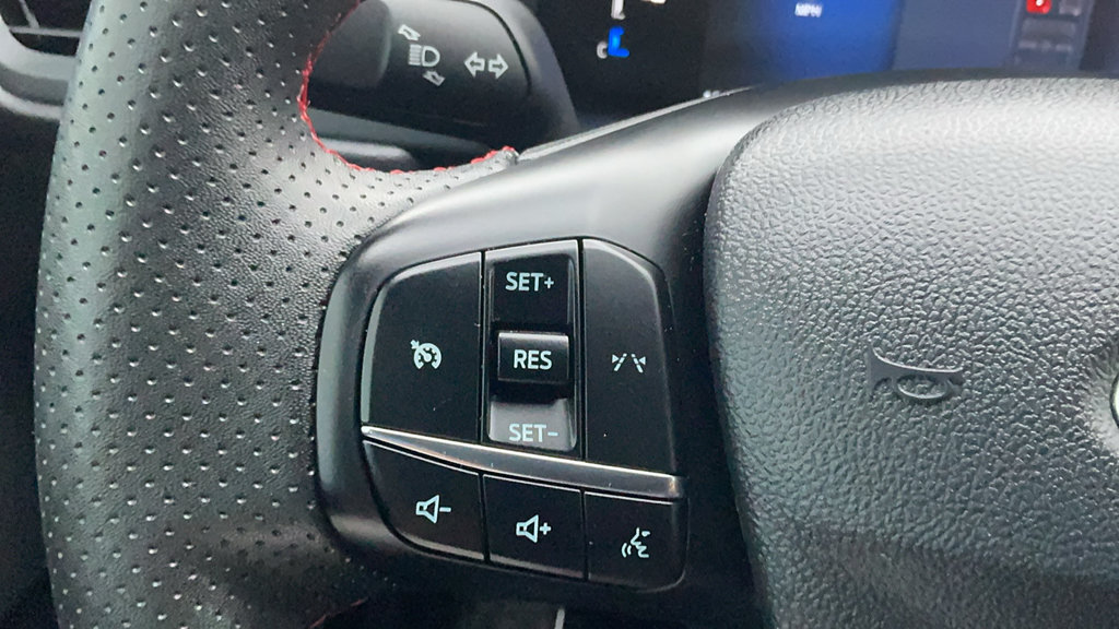 Certified 2025 Ford Escape ST-Line FWD image 26
