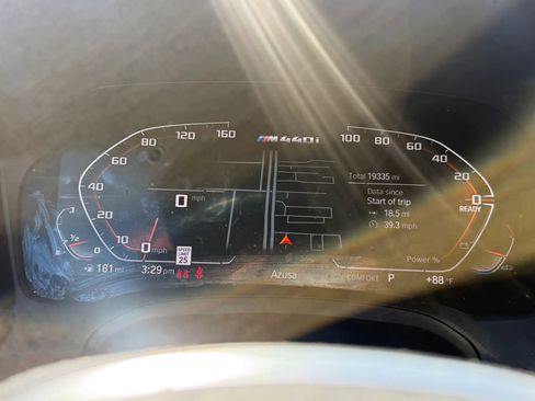 Used 2022 BMW M440i Convertible w/ Premium Package image 9