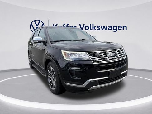 Used 2019 Ford Explorer Platinum AWD/4WD image 7