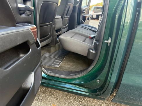 Used 2015 GMC Sierra 1500 SLE w/ SLE Value Package image 22