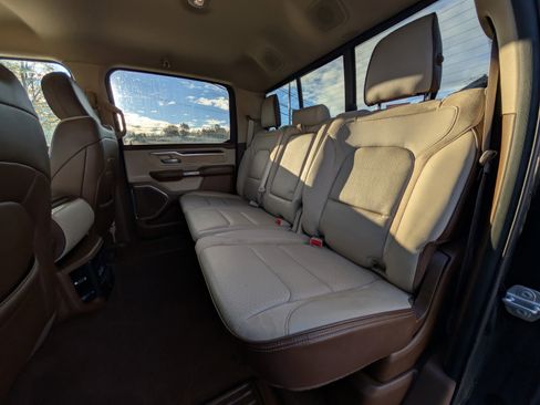 Used 2021 RAM 1500 Laramie image 40