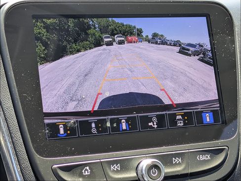 Certified 2023 Chevrolet Equinox LT FWD image 27