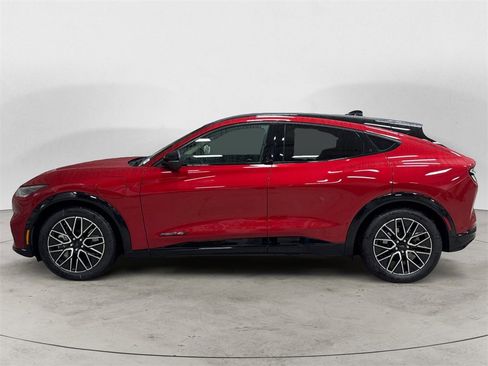 Certified 2022 Ford Mustang Mach-E California Route 1 image 2